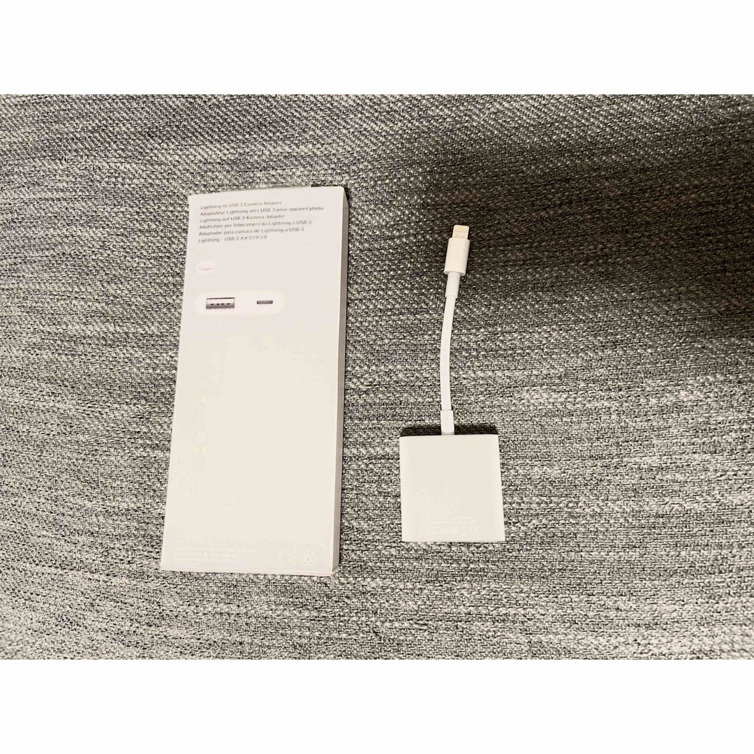 Apple(アップル)のApple Japan(同) Lightning-USB 3カメラアダプタ スマホ/家電/カメラのスマホアクセサリー(その他)の商品写真