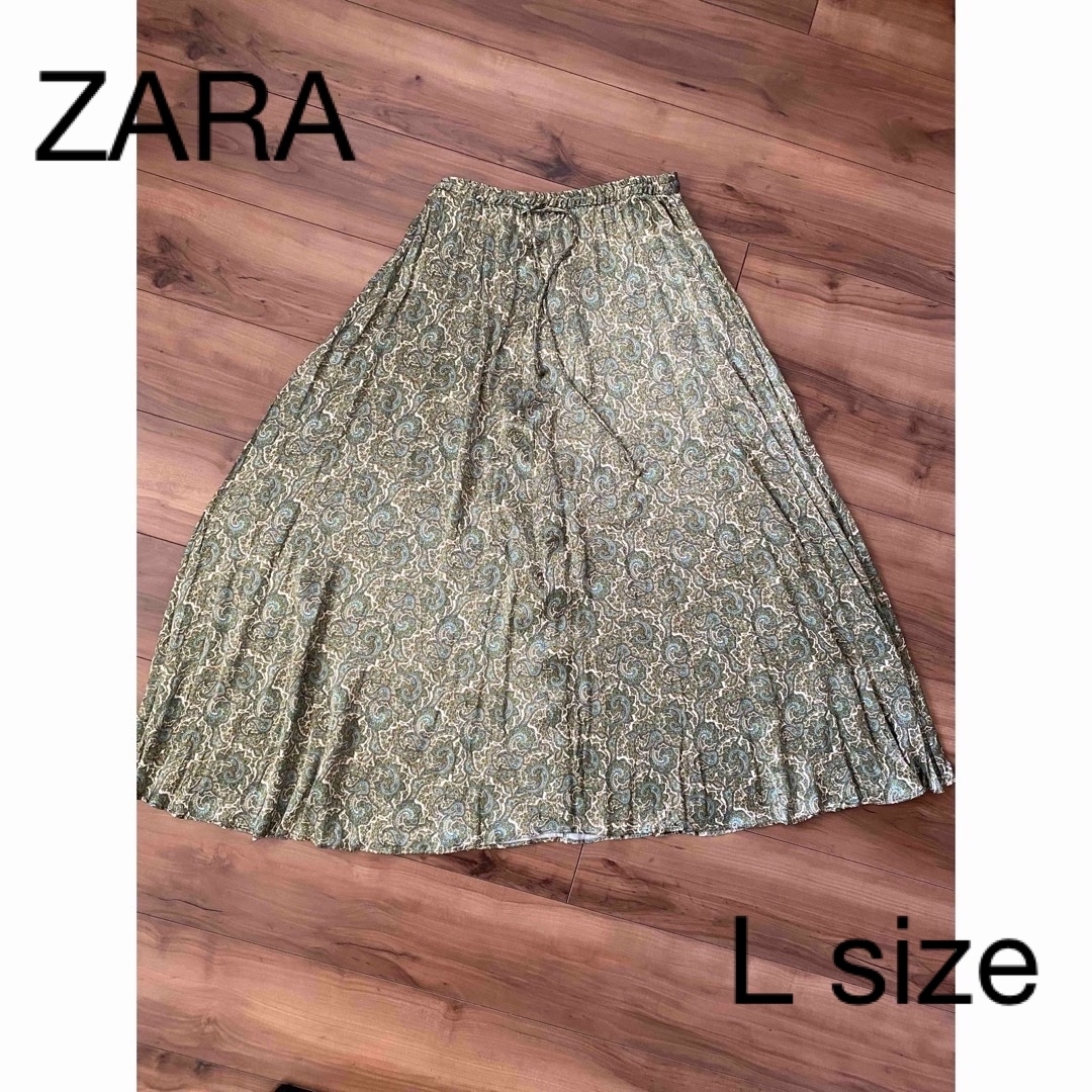 ZARA(ザラ)のZARA★ペイズリー柄光沢ロングスカート★グリーン　Lサイズ レディースのスカート(ロングスカート)の商品写真