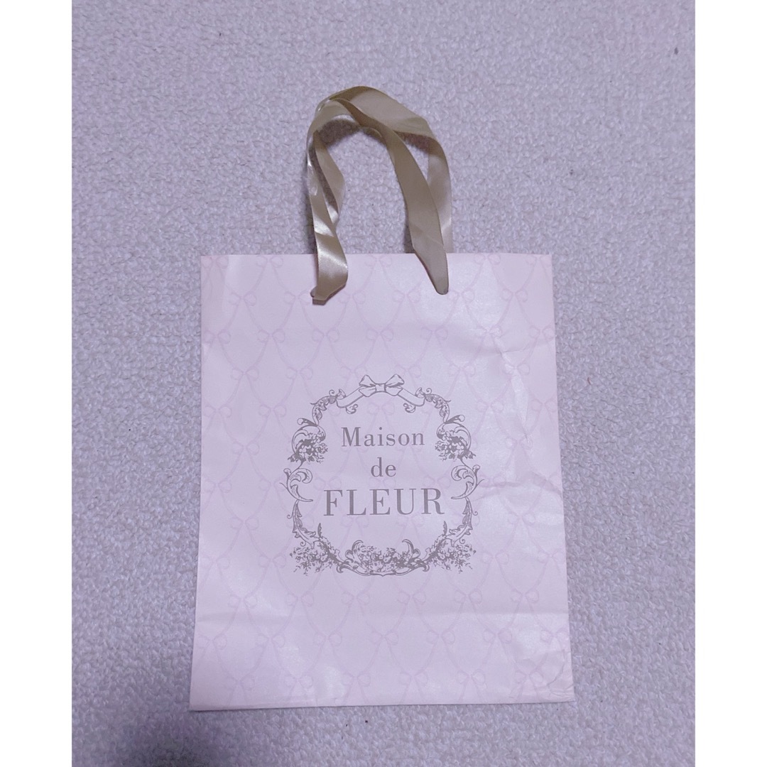 Dior(ディオール)のDior Maison de FLEUR snidel MERCURYDUO紙袋 レディースのバッグ(ショップ袋)の商品写真