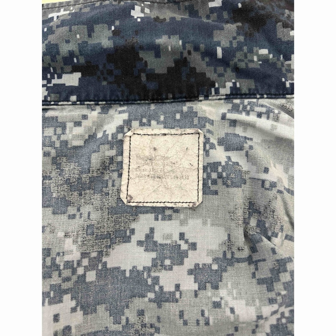 ＵＳNAVYミリタリーデジタルカモジャケット古着サバゲー作業服ＵＳＥＤ品米軍実物 メンズのジャケット/アウター(ミリタリージャケット)の商品写真