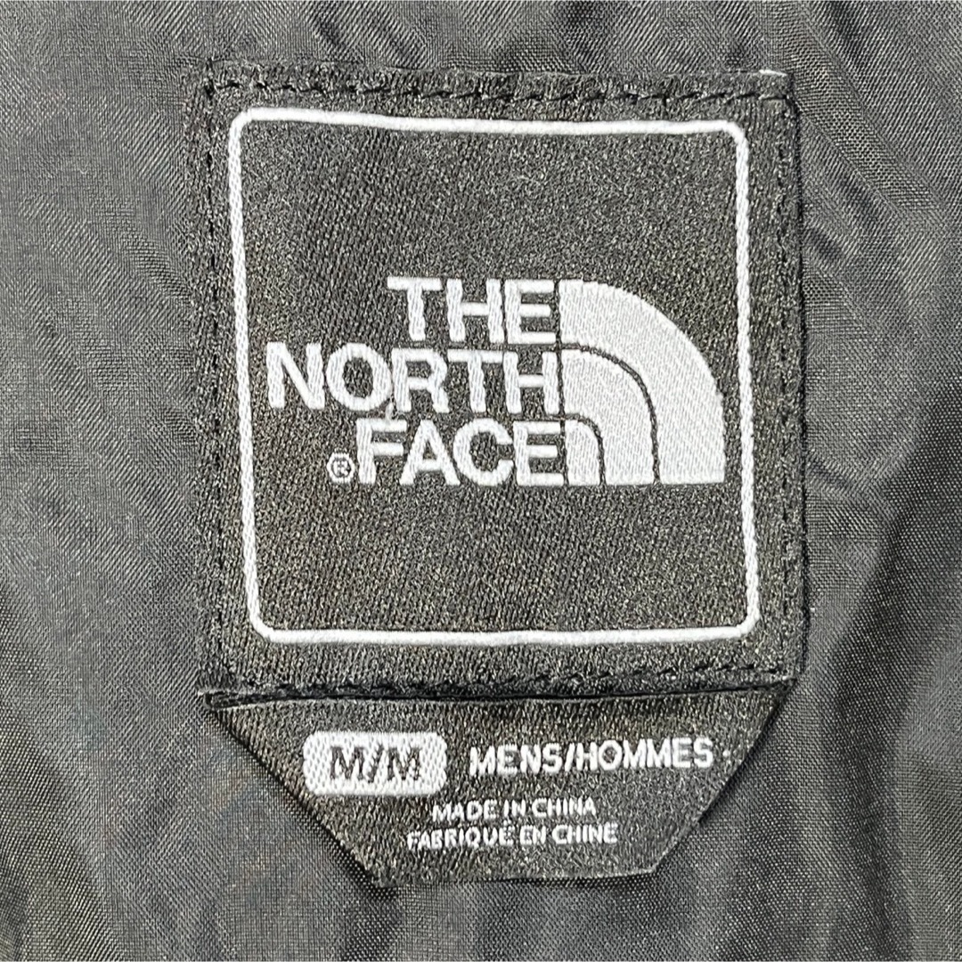 THE NORTH FACE(ザノースフェイス)の【ノースフェイス】マウンテンパーカー　赤黒ブラック刺繍　US規格　ハイベント2R メンズのジャケット/アウター(マウンテンパーカー)の商品写真