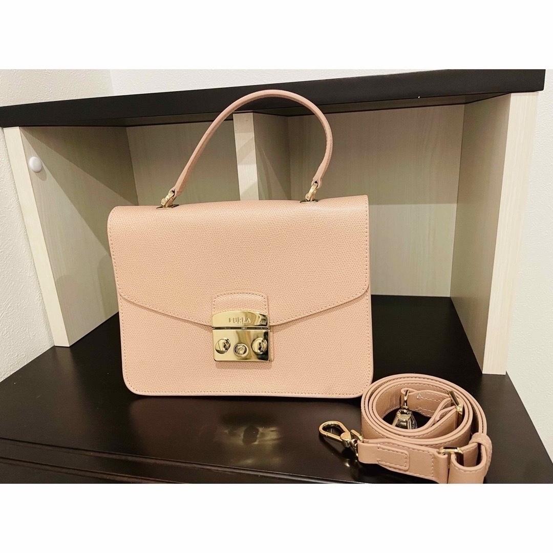 Furla(フルラ)の新品♩FURLA メトロポリスショルダーバッグ ハンドバッグ2way レディースのバッグ(ショルダーバッグ)の商品写真