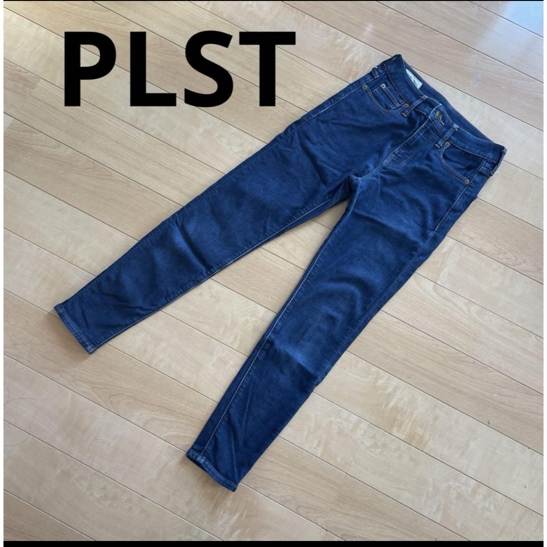 PLST(プラステ)のPLST パウダリースキニーデニム レディースのパンツ(デニム/ジーンズ)の商品写真