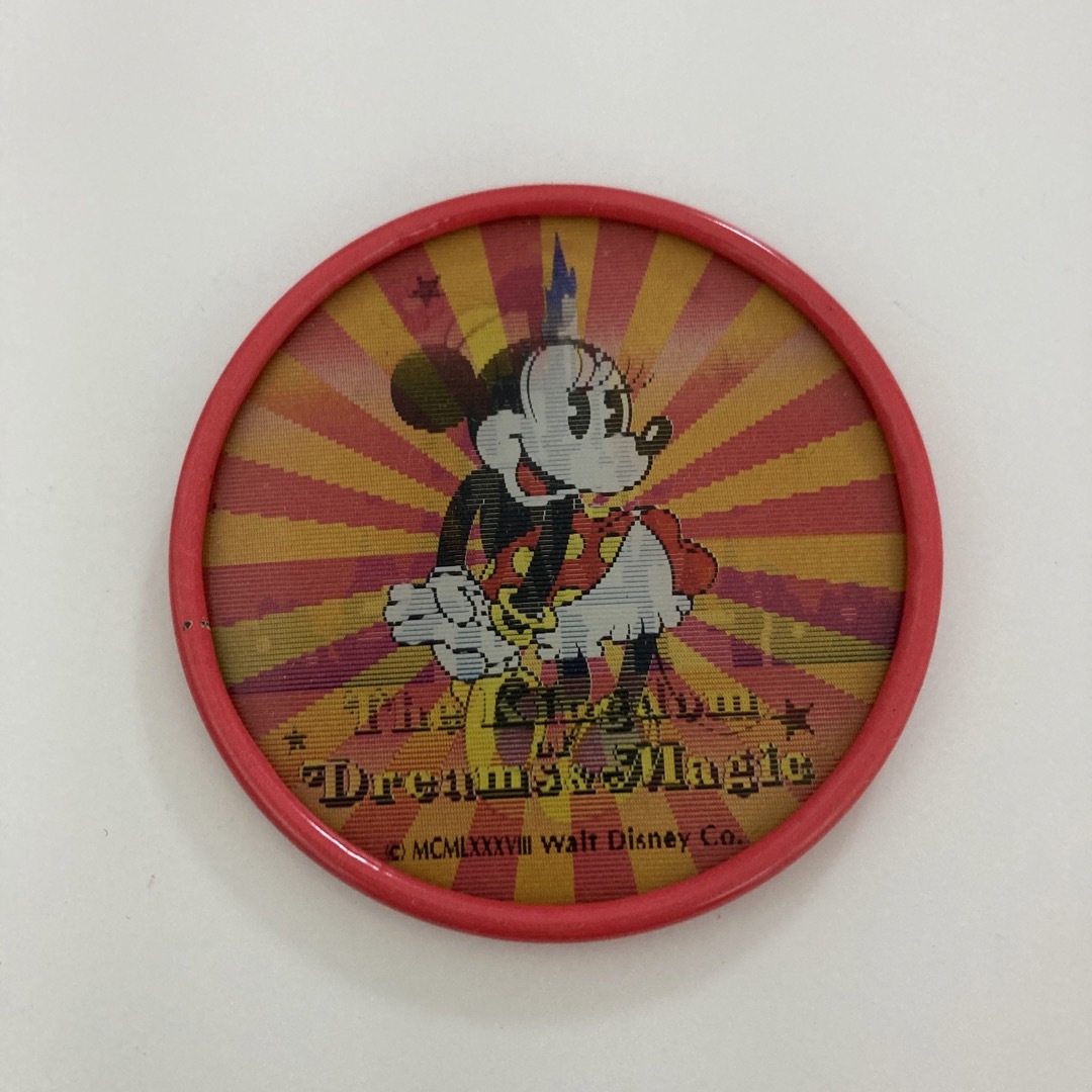 ミニーマウス(ミニーマウス)のレトロ　⭐︎東京ディズニーランド⭐︎ミニー⭐︎バッジ　２点セット エンタメ/ホビーのおもちゃ/ぬいぐるみ(キャラクターグッズ)の商品写真