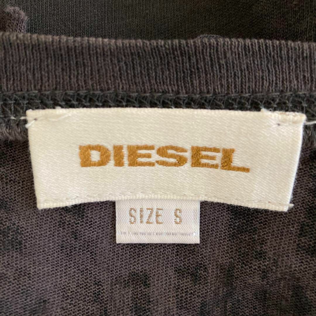 DIESEL(ディーゼル)のDIESEL ディーゼル　フリンジカットソー　Sサイズ　綿100% レディースのトップス(Tシャツ(長袖/七分))の商品写真