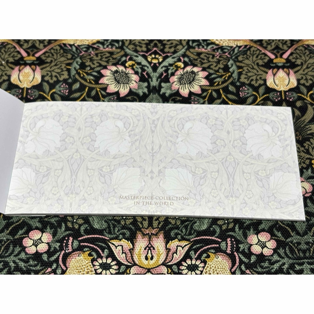 William Morris(ウィリアム・モリス)の新品、未使用☆ ウィリアムモリス 長形封筒  一筆箋 セット　るりはこべ エンタメ/ホビーのコレクション(その他)の商品写真