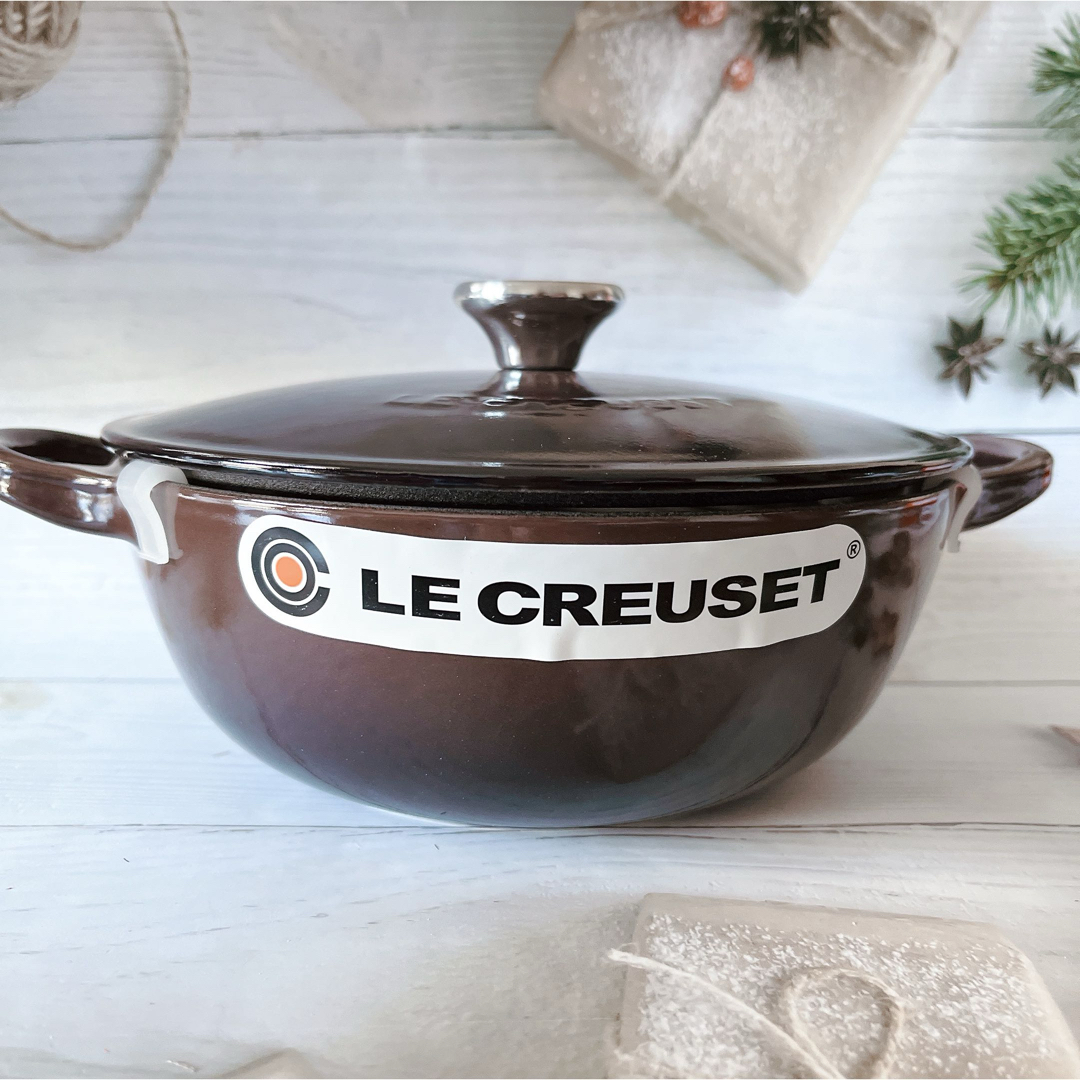 LE CREUSET(ルクルーゼ)の♡ルクルーゼ　マルミット　18cm ガナッシュ　ブラウン　両手鍋　チョコレート色 インテリア/住まい/日用品のキッチン/食器(鍋/フライパン)の商品写真