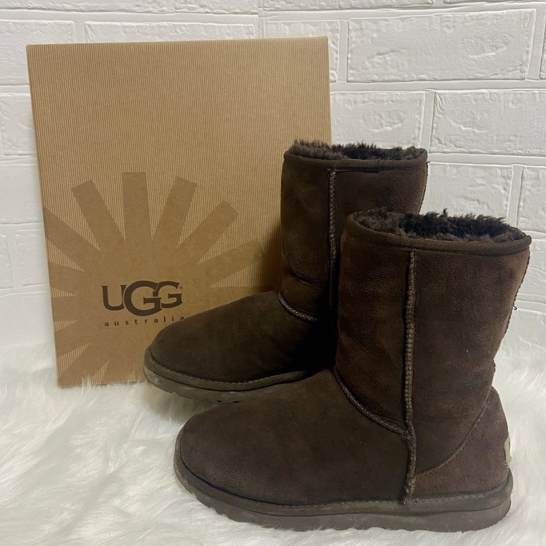 UGG AUSTRALIA(アグオーストラリア)のUGG アグ　ムートンブーツ　ブラウン　24cm レディースの靴/シューズ(ブーツ)の商品写真