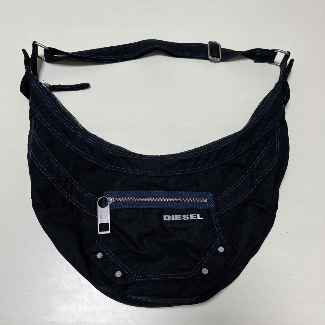 DIESEL(ディーゼル)のDIESEL archive 00s ショルダーバッグ Y2K ブラック ブルー メンズのバッグ(ショルダーバッグ)の商品写真