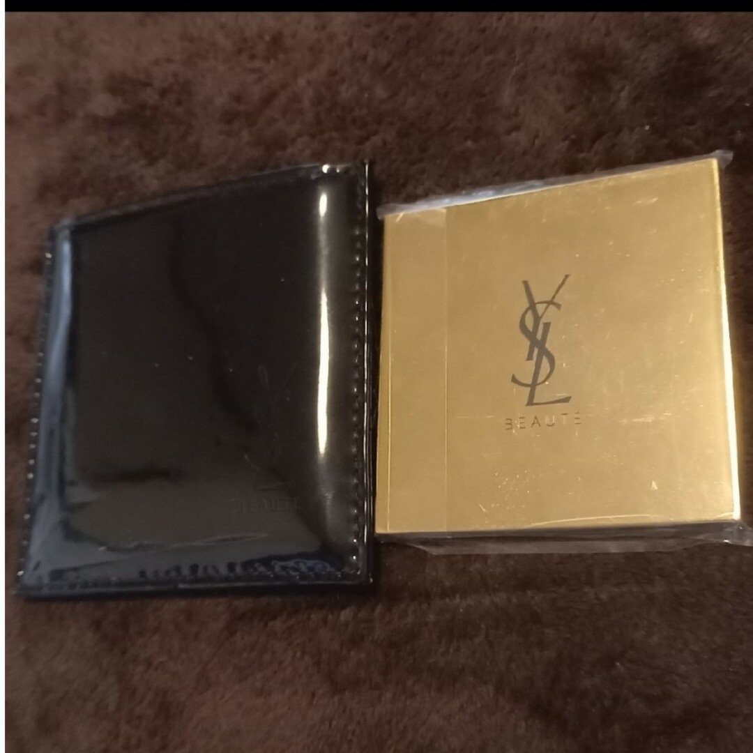 Yves Saint Laurent(イヴサンローラン)の専用！イブサンローランミラー　カルティエキーケース2点おまとめ レディースのファッション小物(ミラー)の商品写真