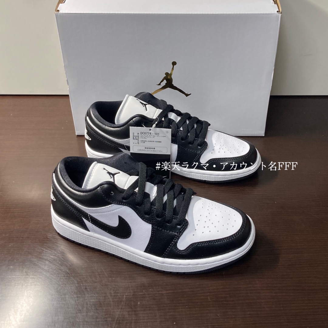 Jordan Brand（NIKE）(ジョーダン)の【新品24.5cm】NIKE エアジョーダン１LOW ホワイト/ブラック パンダ レディースの靴/シューズ(スニーカー)の商品写真