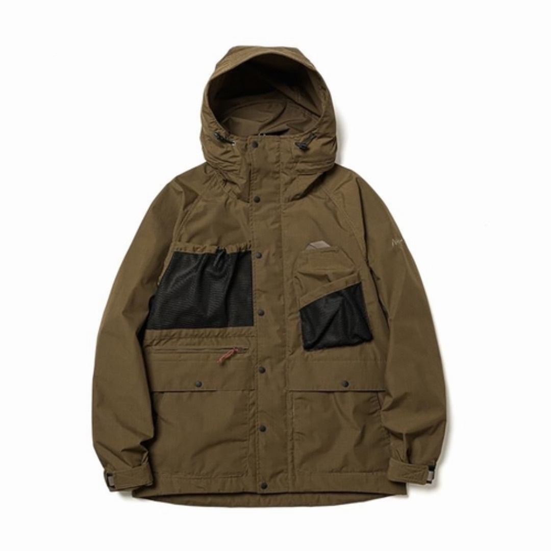 NANGA(ナンガ)の新品 M NANGA（ナンガ） TAKIBI MOUNTAIN PARKA  メンズのジャケット/アウター(ブルゾン)の商品写真