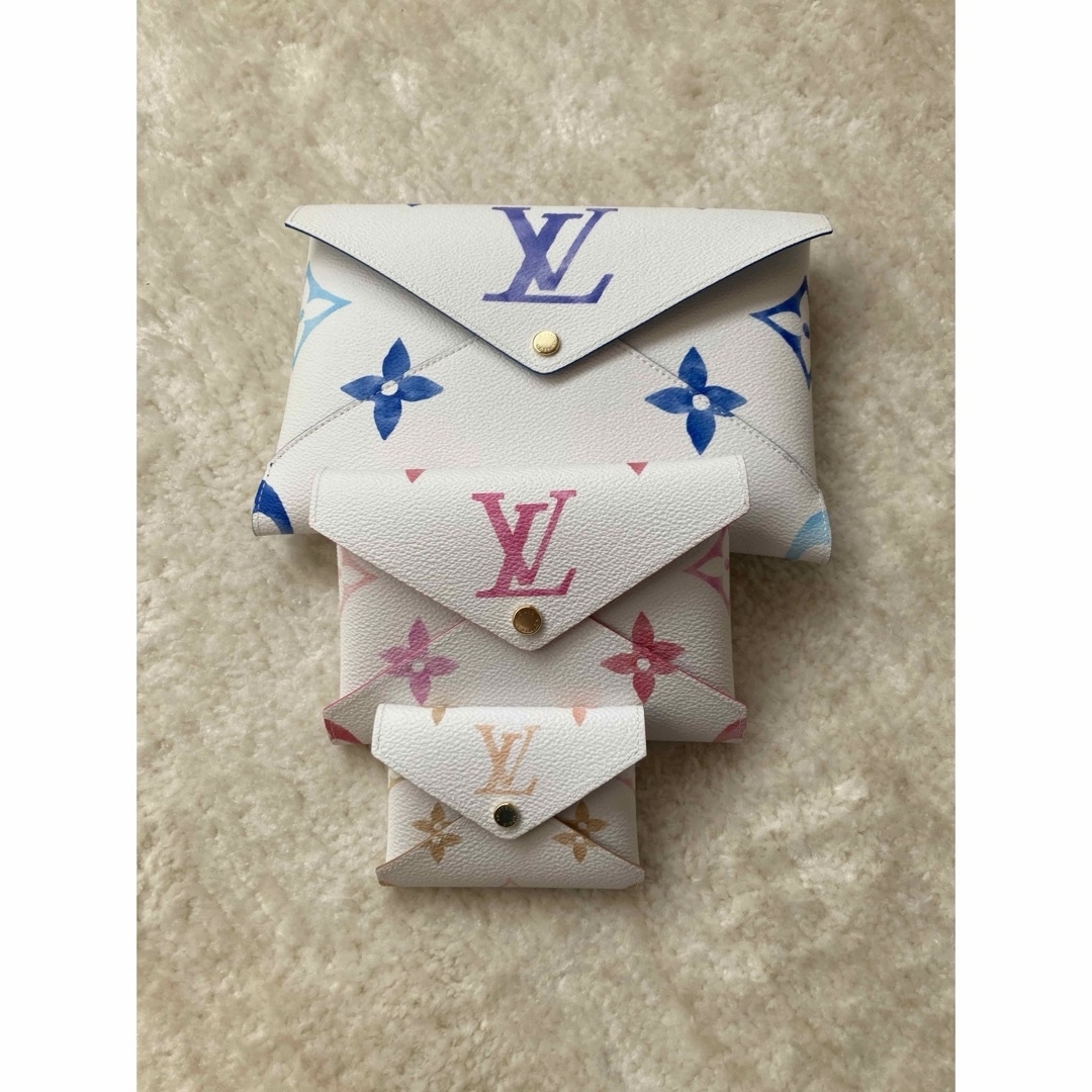 LOUIS VUITTON(ルイヴィトン)のLV ポシェットキリガミ　バイザプール3点セット レディースのファッション小物(ポーチ)の商品写真