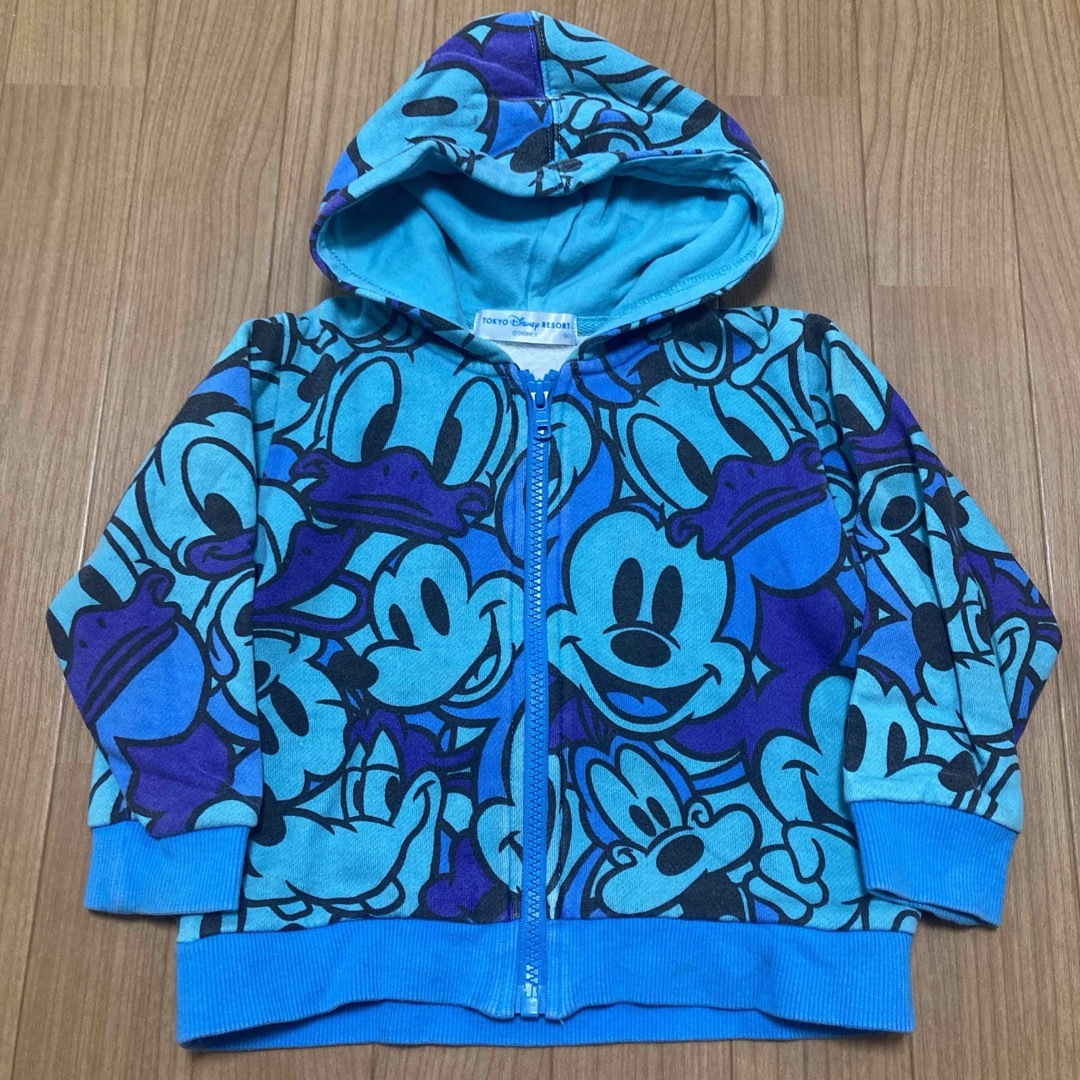 Disney(ディズニー)のディズニー パーカー 90 120 ランド シー キッズ/ベビー/マタニティのキッズ服男の子用(90cm~)(ジャケット/上着)の商品写真