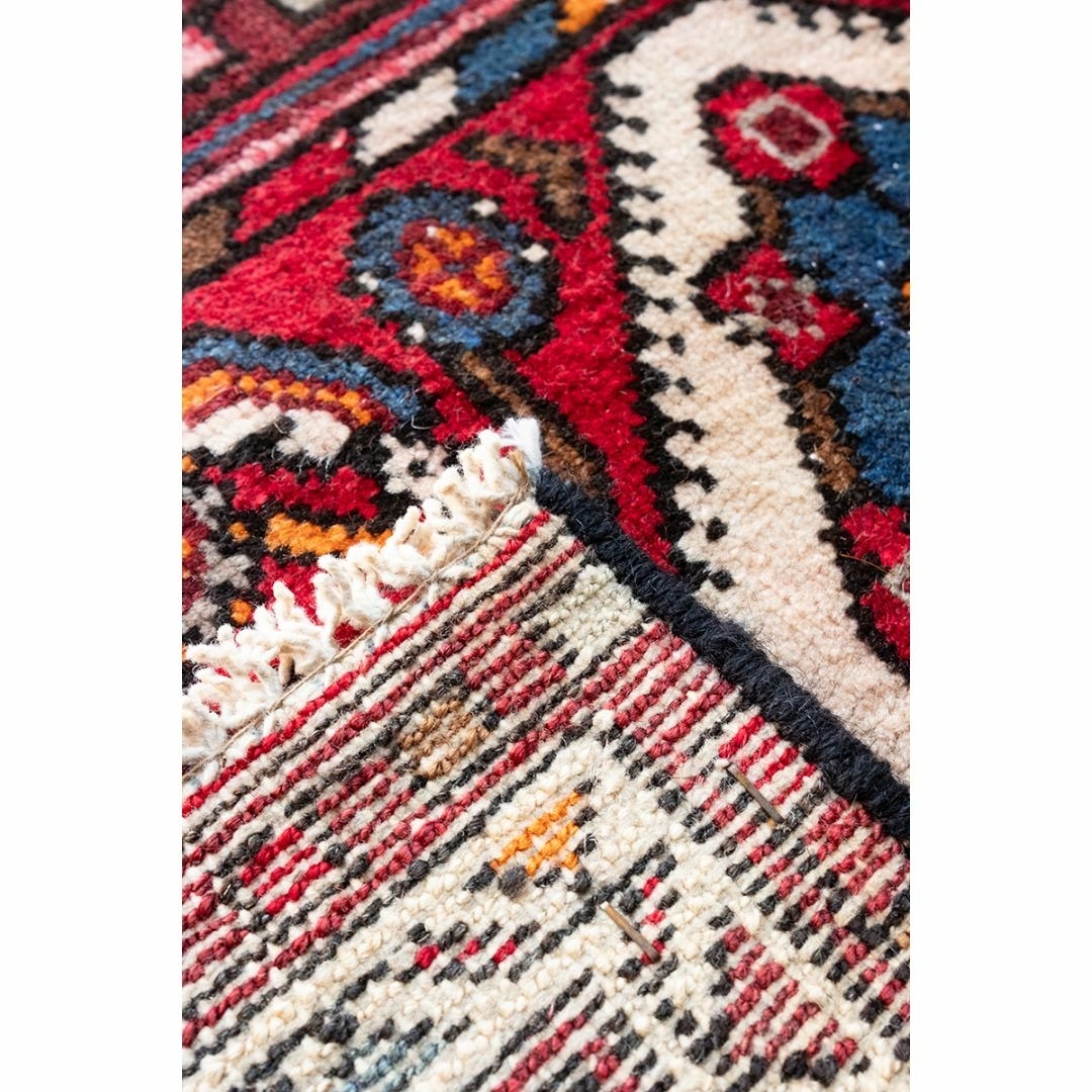 ACTUS(アクタス)の80 x 54cm　ペルシャ絨毯　トライバルラグ　手織り　バルーチ　トルクメン インテリア/住まい/日用品のラグ/カーペット/マット(ラグ)の商品写真