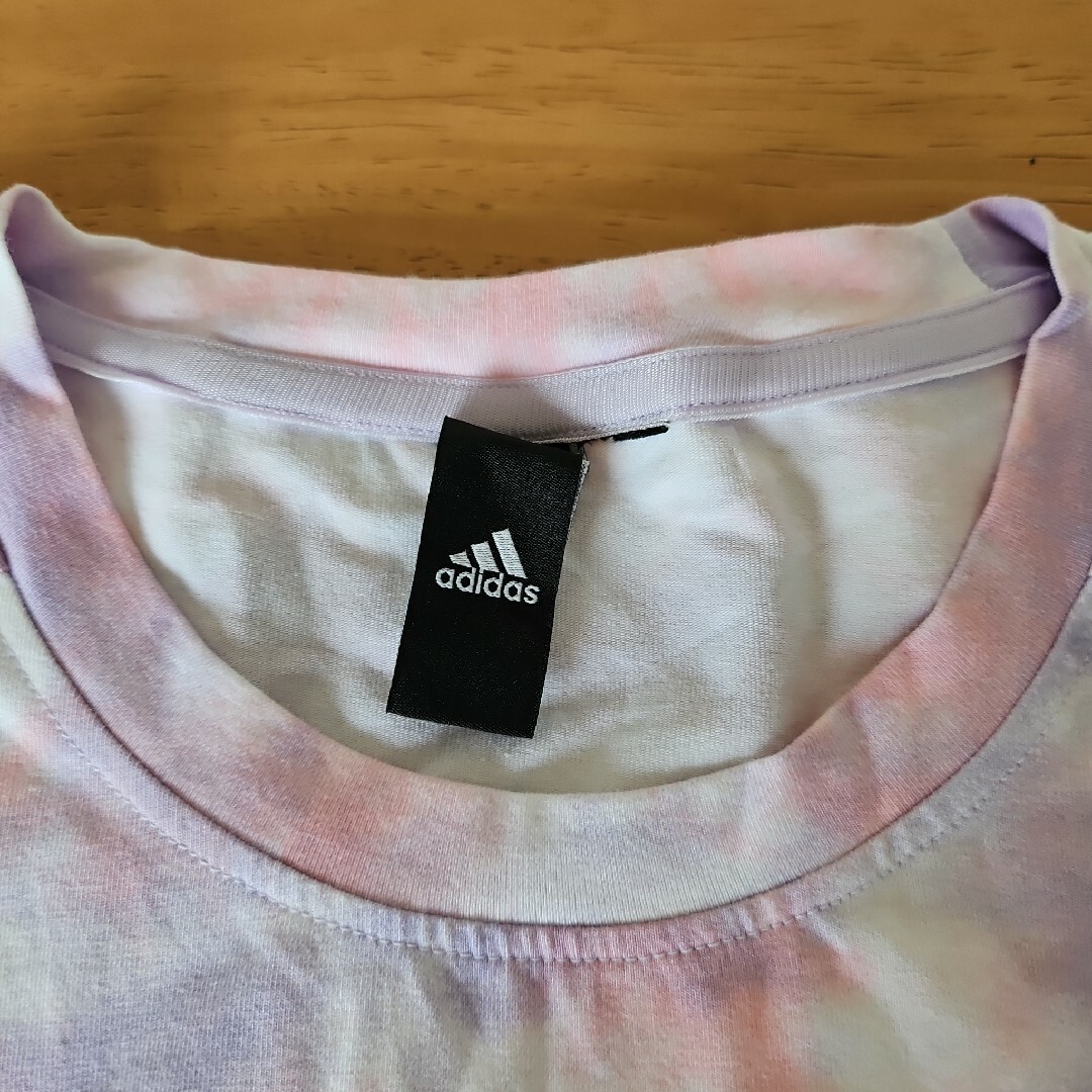 adidas(アディダス)のアディダス　Tシャツ キッズ/ベビー/マタニティのキッズ服女の子用(90cm~)(Tシャツ/カットソー)の商品写真