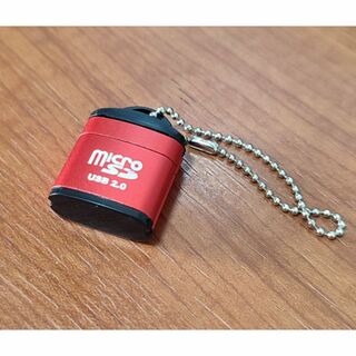 MicroSD用 小型USBカードリーダー・ライター 赤(PC周辺機器)
