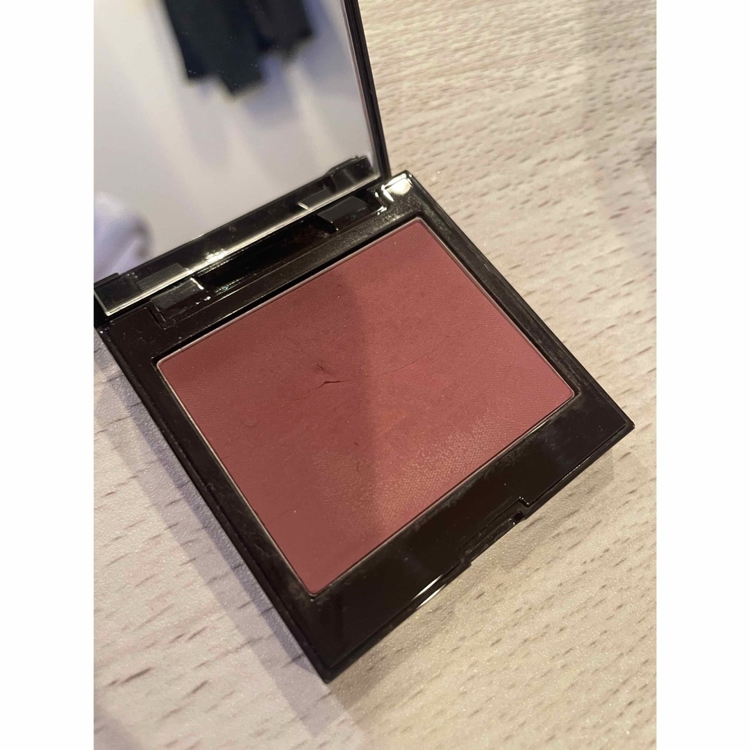 laura mercier(ローラメルシエ)のローラメルシエ ブラッシュ カラー インフュージョン 08 キールロワイヤル 6 コスメ/美容のベースメイク/化粧品(チーク)の商品写真