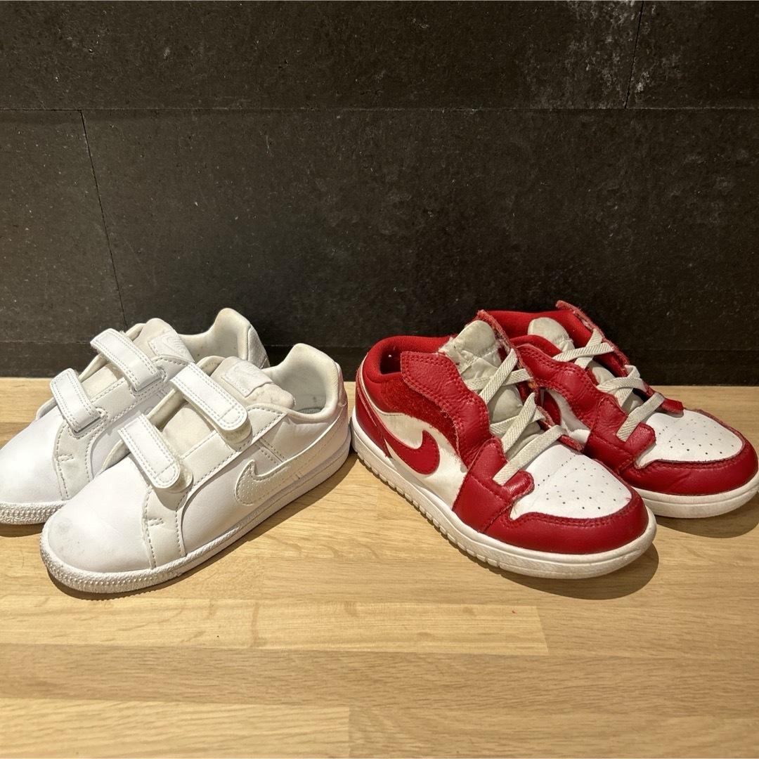 NIKE(ナイキ)のNIKE 2足セット　スニーカー　子供靴　ベビーシューズ キッズ/ベビー/マタニティのキッズ靴/シューズ(15cm~)(スニーカー)の商品写真