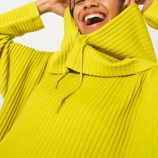 me - me isseymiyake ミーイッセイミヤケ カットソー スウェット風