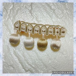 ハンドメイド　バレッタ(ヘアアクセサリー)