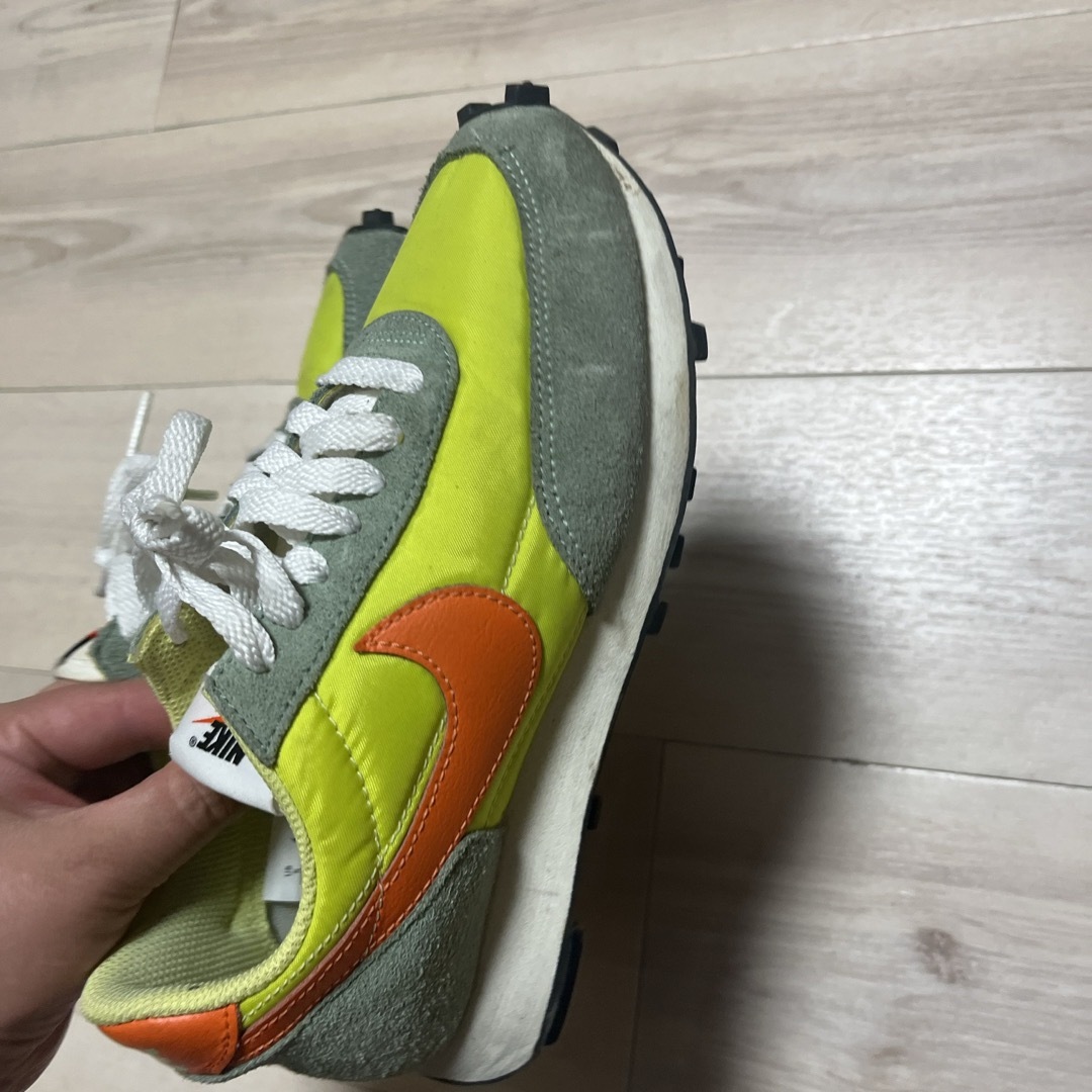 NIKE(ナイキ)のNIKE スニーカー　23.5センチ レディースの靴/シューズ(スニーカー)の商品写真