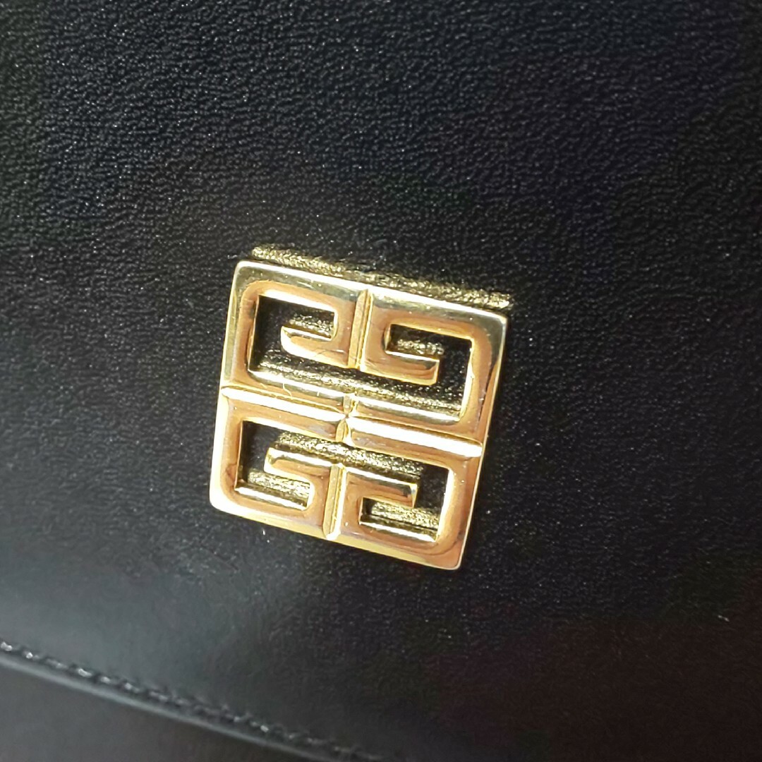 GIVENCHY(ジバンシィ)の極美品 GIVENCHY ヴィンテージ 4Gロゴ ロングウォレット カーフレザー レディースのファッション小物(財布)の商品写真