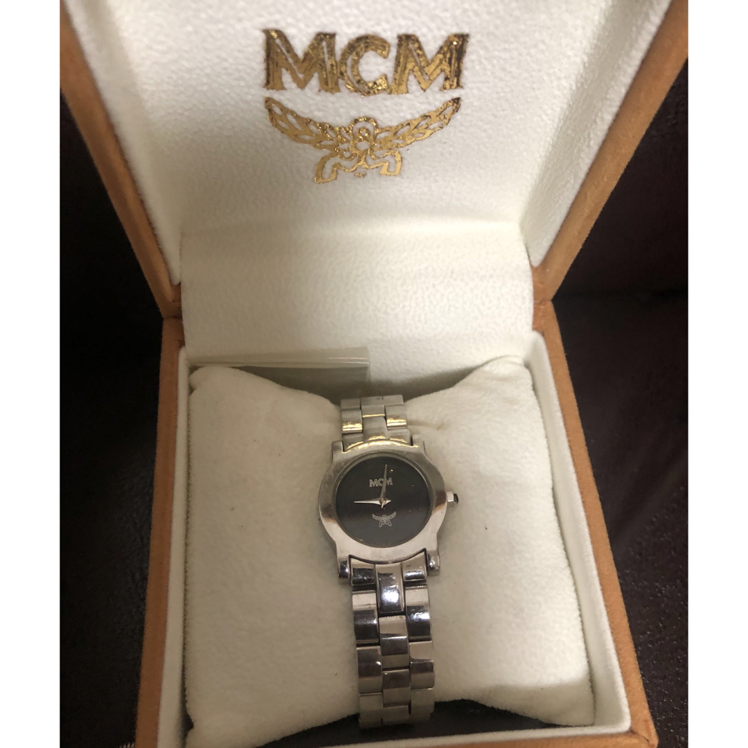 MCM(エムシーエム)の美品　MCM腕時計 レディースのファッション小物(腕時計)の商品写真