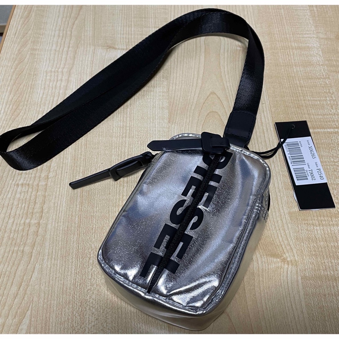 DIESEL(ディーゼル)のディーゼル DIESEL バッグ ショルダーバッグ ボディバッグ ミニバッグ メンズのバッグ(ショルダーバッグ)の商品写真