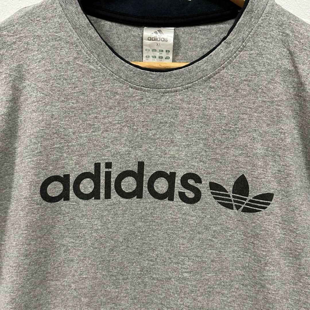 adidas(アディダス)の【美品】adidas アディダス Tシャツ 半袖 グレー ロゴ  XL レディースのトップス(Tシャツ(半袖/袖なし))の商品写真