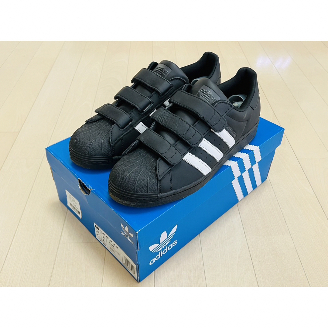 adidas(アディダス)のアディダス×クセニアシュナイダー スーパースター スニーカー IE2967 メンズの靴/シューズ(スニーカー)の商品写真