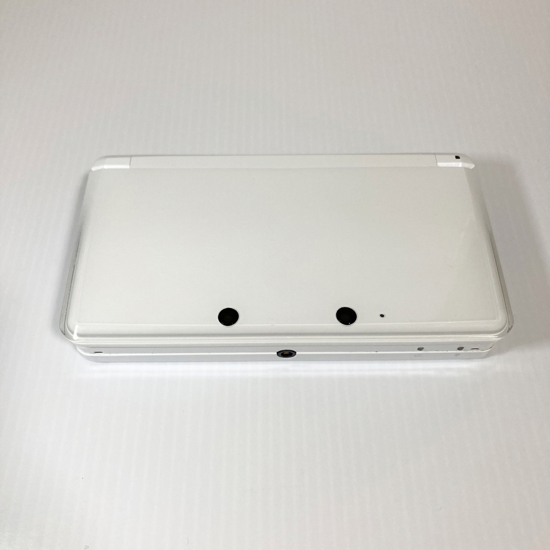 ニンテンドー3DS(ニンテンドー3DS)のNintendo 3ds 本体　アイスホワイト エンタメ/ホビーのゲームソフト/ゲーム機本体(携帯用ゲーム機本体)の商品写真