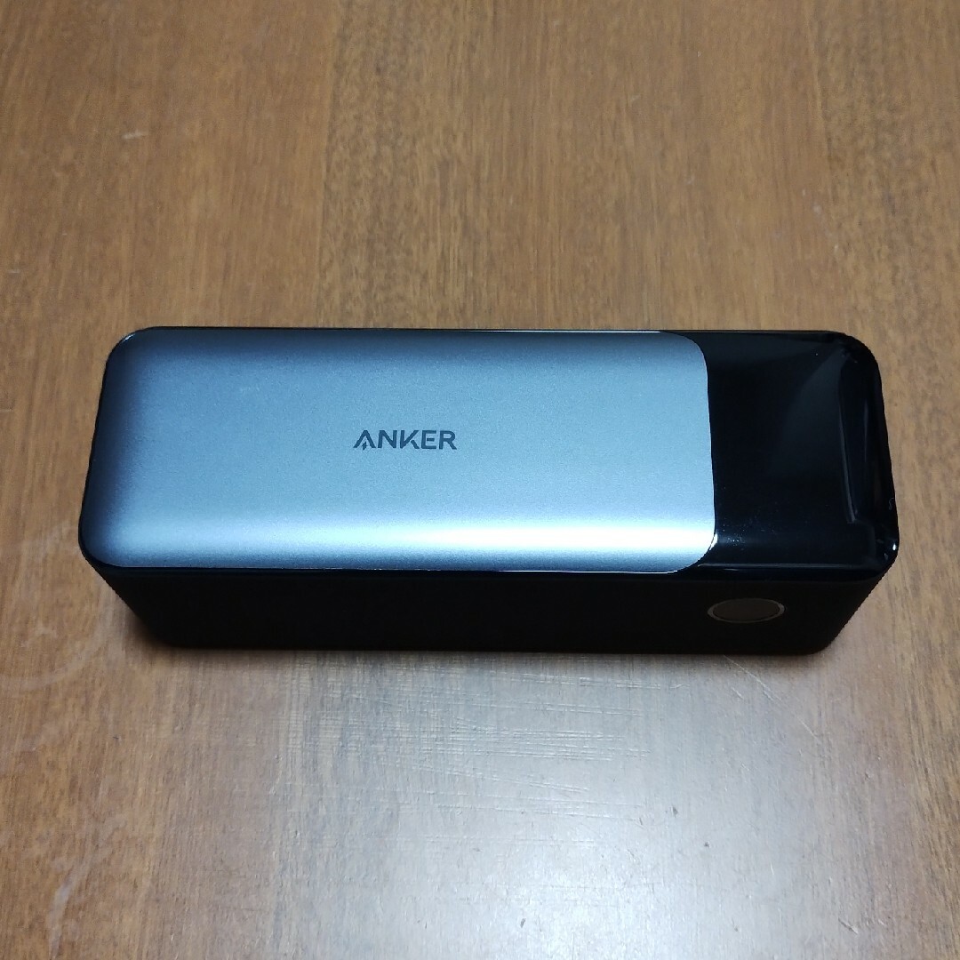 Anker(アンカー)のAnker 737 Power Bank (PowerCore 24000) スマホ/家電/カメラのスマートフォン/携帯電話(バッテリー/充電器)の商品写真