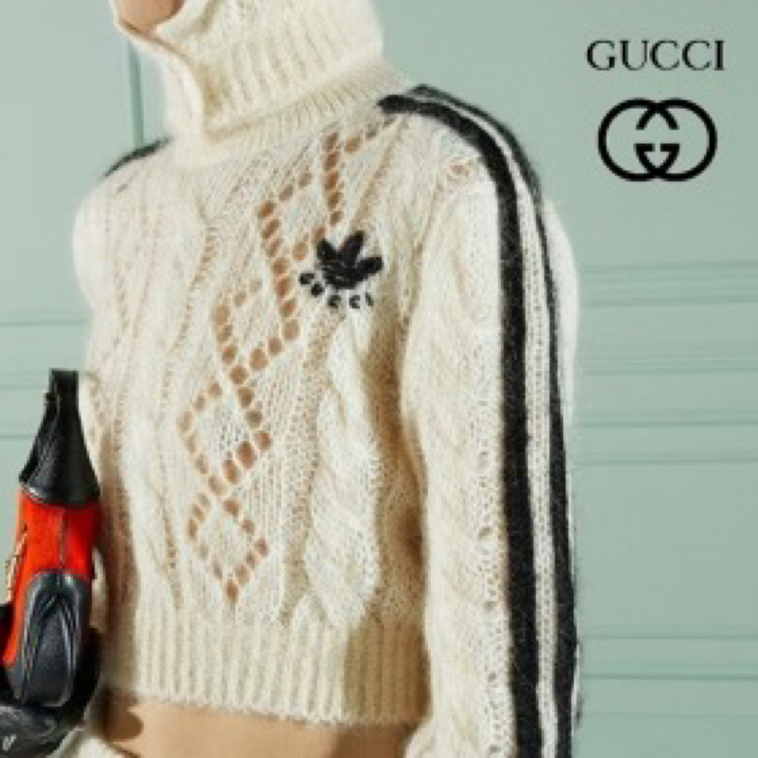 Gucci(グッチ)の新品タグ付き！グッチadidasコラボトレフォイルエンブロイダリー モヘヤニット レディースのトップス(ニット/セーター)の商品写真