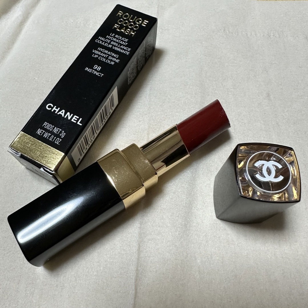 CHANEL(シャネル)の美品🩷CHANEL ルージュココフラッシュ98 コスメ/美容のベースメイク/化粧品(口紅)の商品写真