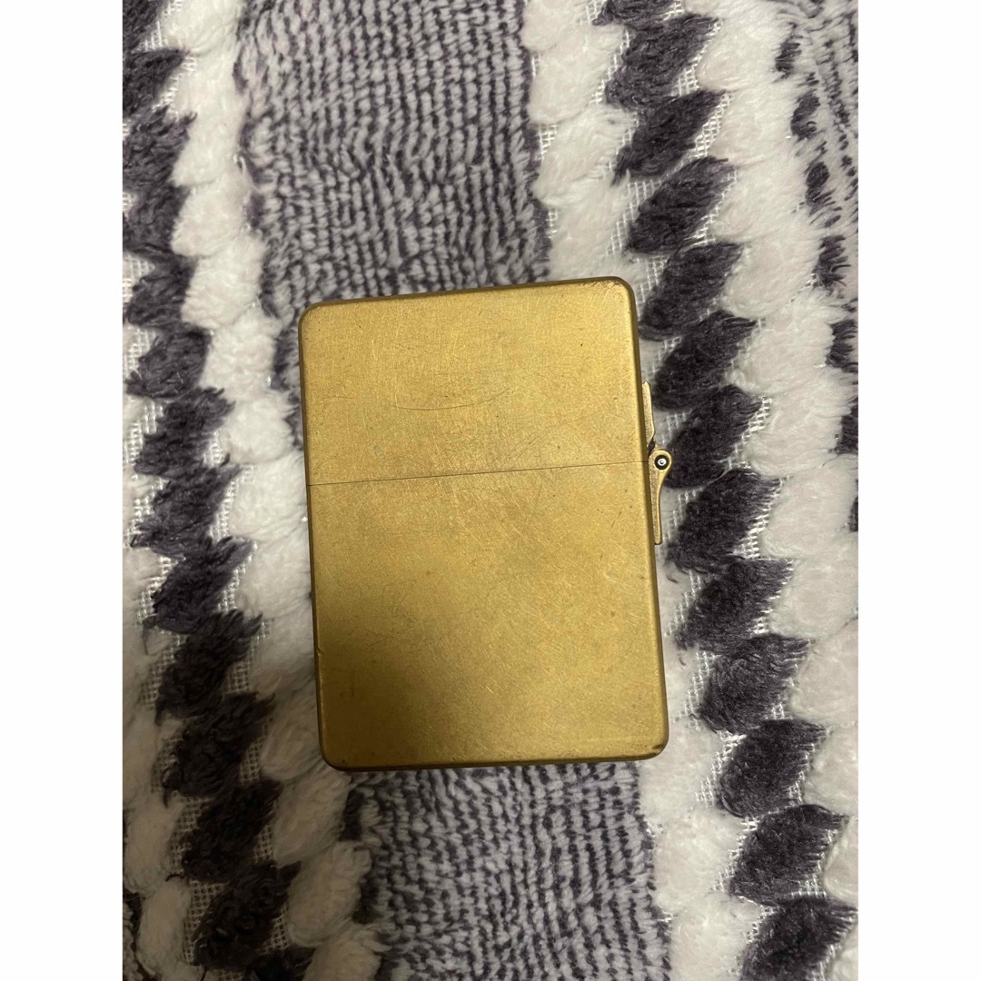 zippo型オイルライター ジッポー アーマー ゴールドカラー 喫煙具 メンズのファッション小物(タバコグッズ)の商品写真