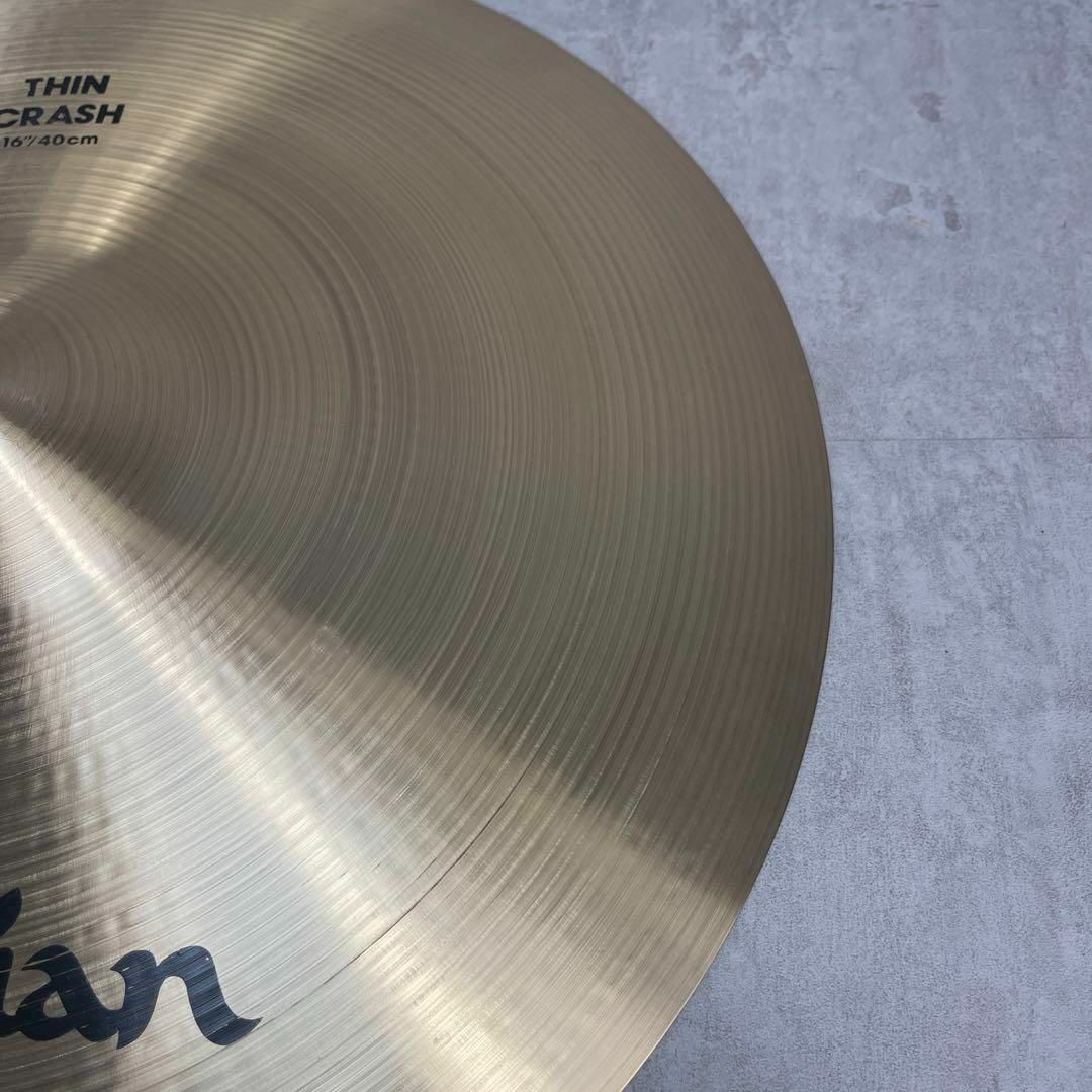 Zildjian(ジルジャン)の打痕なし 未使用級 Zildjian シンバル THIN CRASH 16インチ 楽器のドラム(シンバル)の商品写真