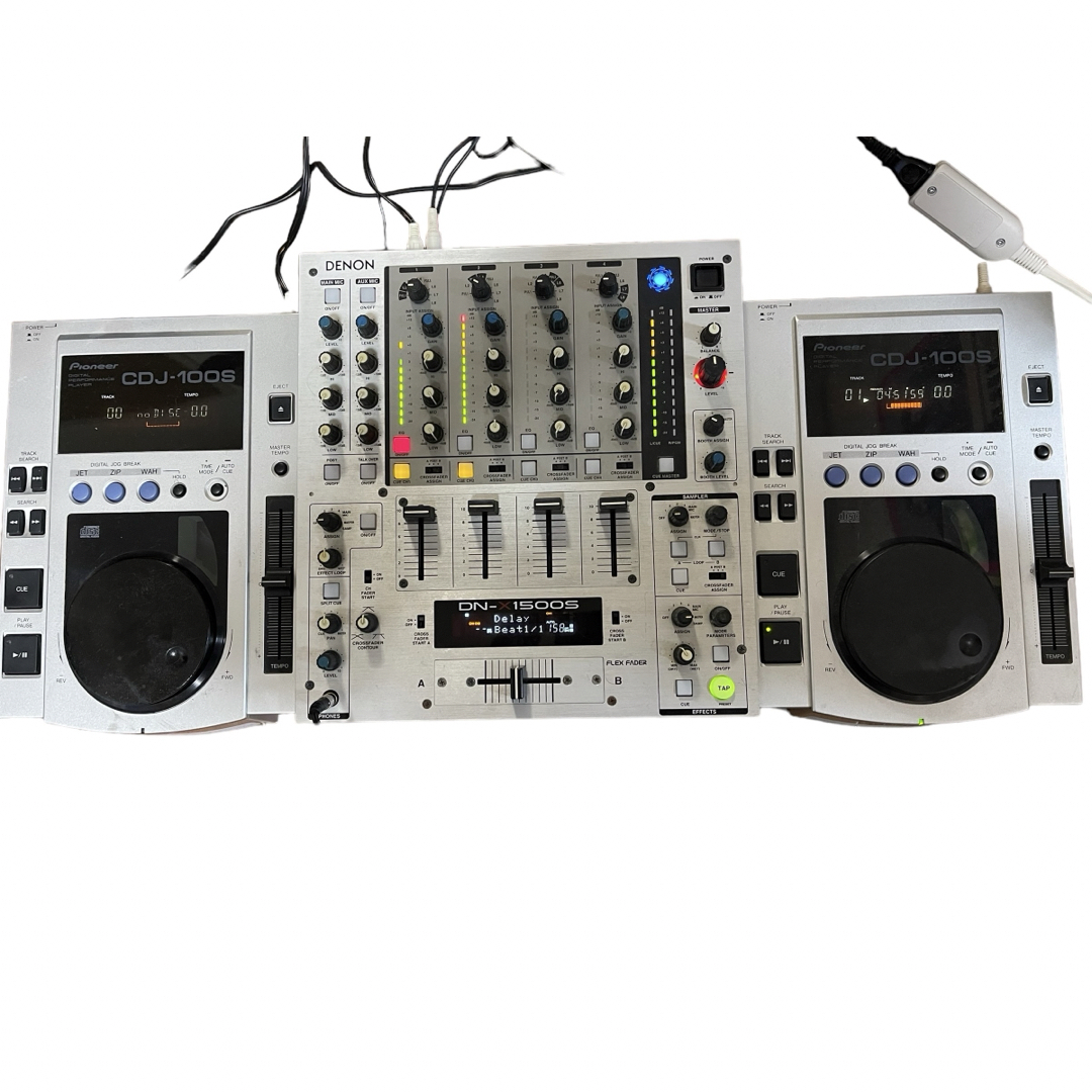 Pioneer(パイオニア)のDJセット DENON DN-X1500S Pioneer CDJ-100s×2 楽器のDJ機器(DJミキサー)の商品写真