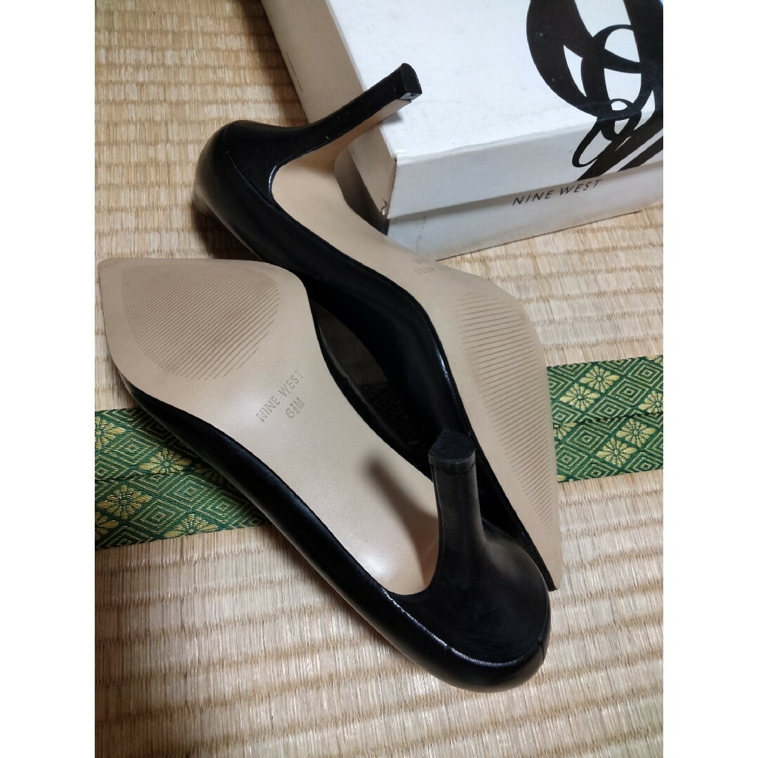 NINE WEST(ナインウエスト)のNINE WEST 6 1/2  ブラック 24.5cm レディースの靴/シューズ(ハイヒール/パンプス)の商品写真