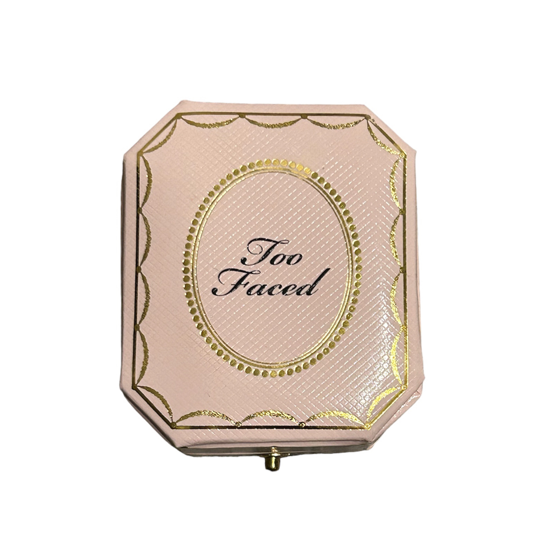 Too Faced(トゥフェイス)のダイヤモンドライト　マルチユース　ハイライター コスメ/美容のベースメイク/化粧品(フェイスカラー)の商品写真