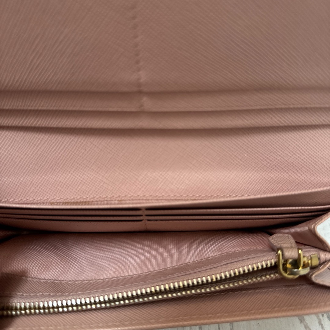 PRADA(プラダ)のPRADA サファイアーノ　ピンク　長財布 レディースのファッション小物(財布)の商品写真