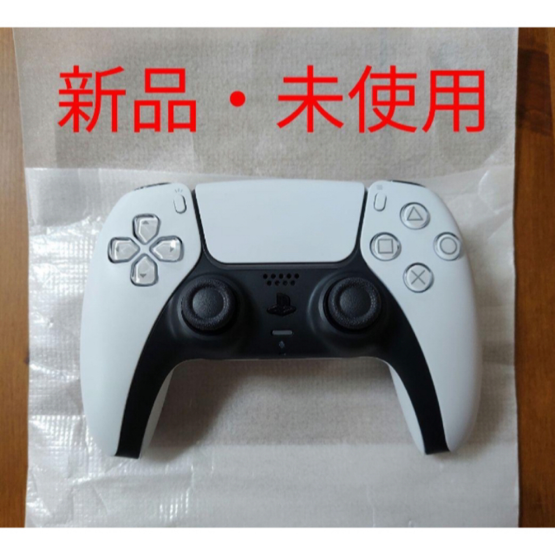 PlayStation(プレイステーション)の【純正品】DualSense ワイヤレスコントローラー (CFI-ZCT1J) エンタメ/ホビーのゲームソフト/ゲーム機本体(その他)の商品写真