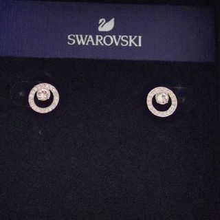 スワロフスキー(SWAROVSKI)のスワロフスキーピアス(ピアス)