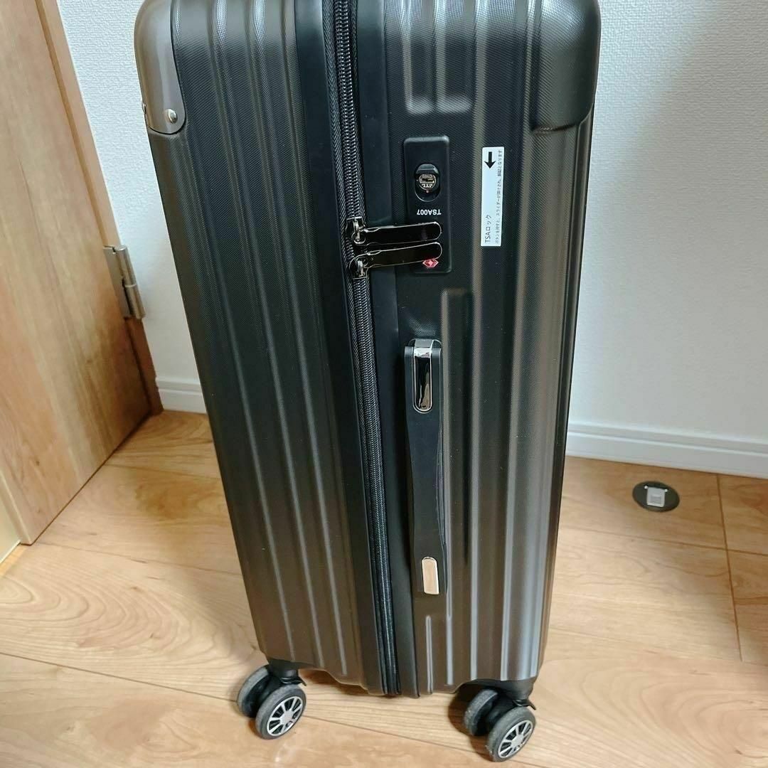 中古 【4〜7泊用】スーツケース キャリーバッグ TSAロック 海外旅行 灰色 レディースのバッグ(スーツケース/キャリーバッグ)の商品写真