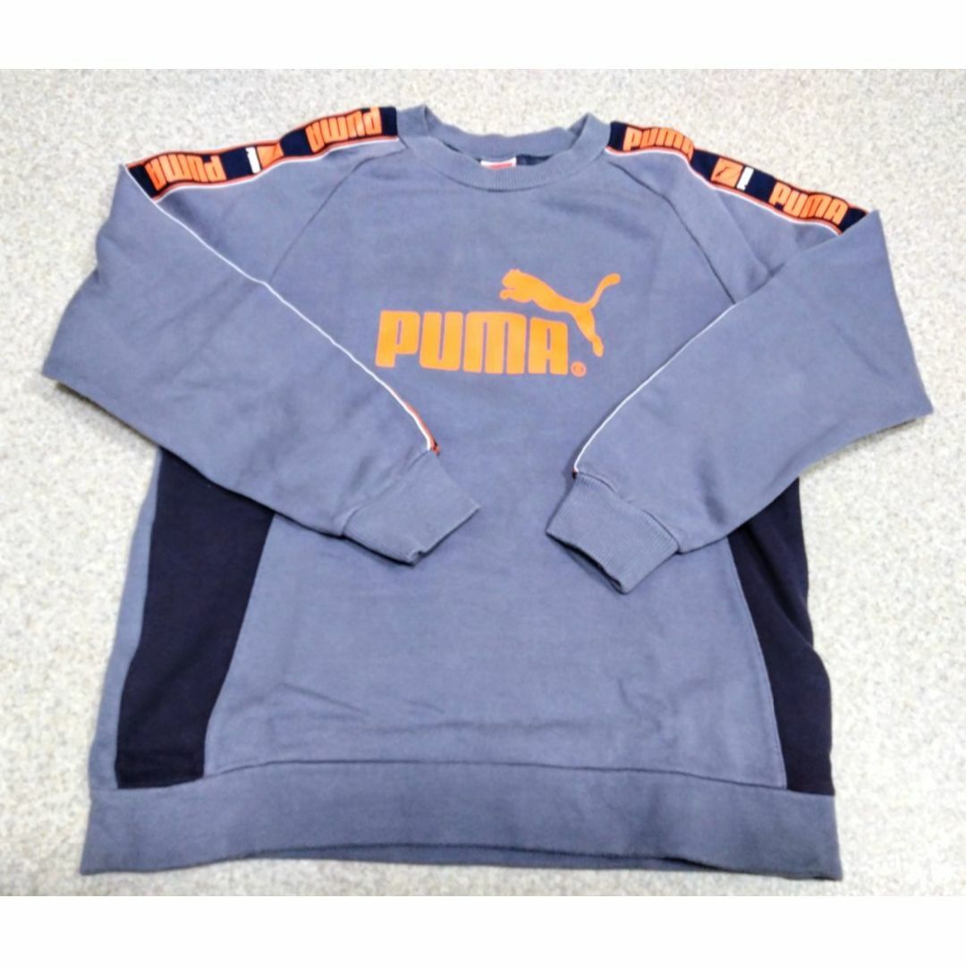 PUMA(プーマ)のPUMA裏起毛トレーナー150 キッズ/ベビー/マタニティのキッズ服男の子用(90cm~)(Tシャツ/カットソー)の商品写真