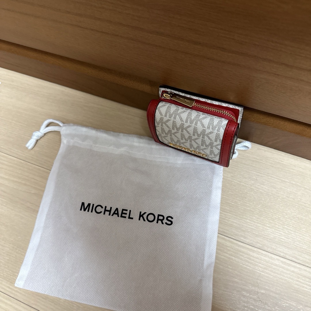 Michael Kors(マイケルコース)の新品未開封マイケルコース財布レッド メンズのファッション小物(折り財布)の商品写真