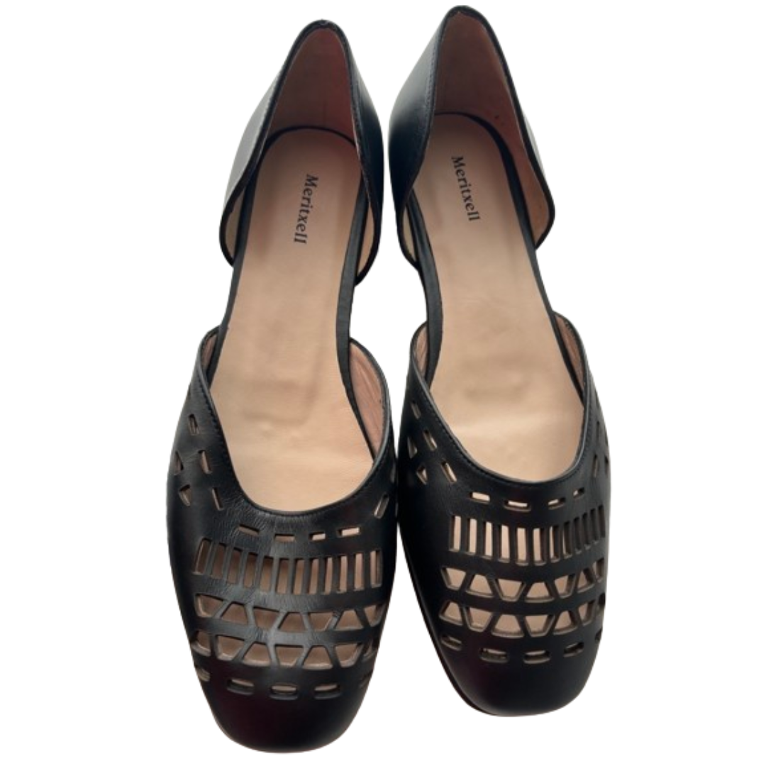 最終値下 Meritxell メリチェル 23.0cm パンプス セール品 黒  レディースの靴/シューズ(サンダル)の商品写真