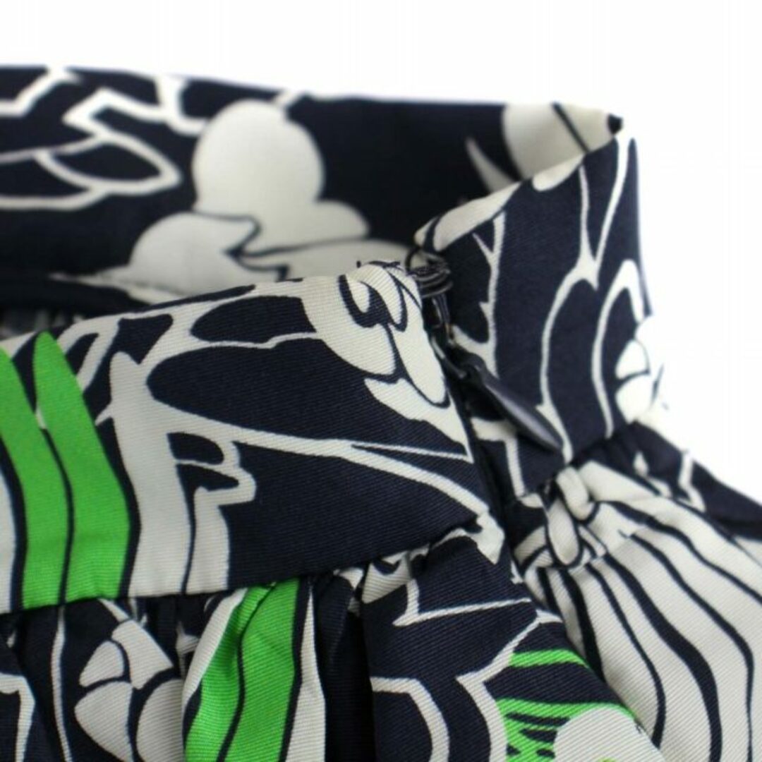 miumiu(ミュウミュウ)のミュウミュウ フレアスカート ギャザースカート ミニ丈 総柄 XS 緑 紺 レディースのスカート(ミニスカート)の商品写真