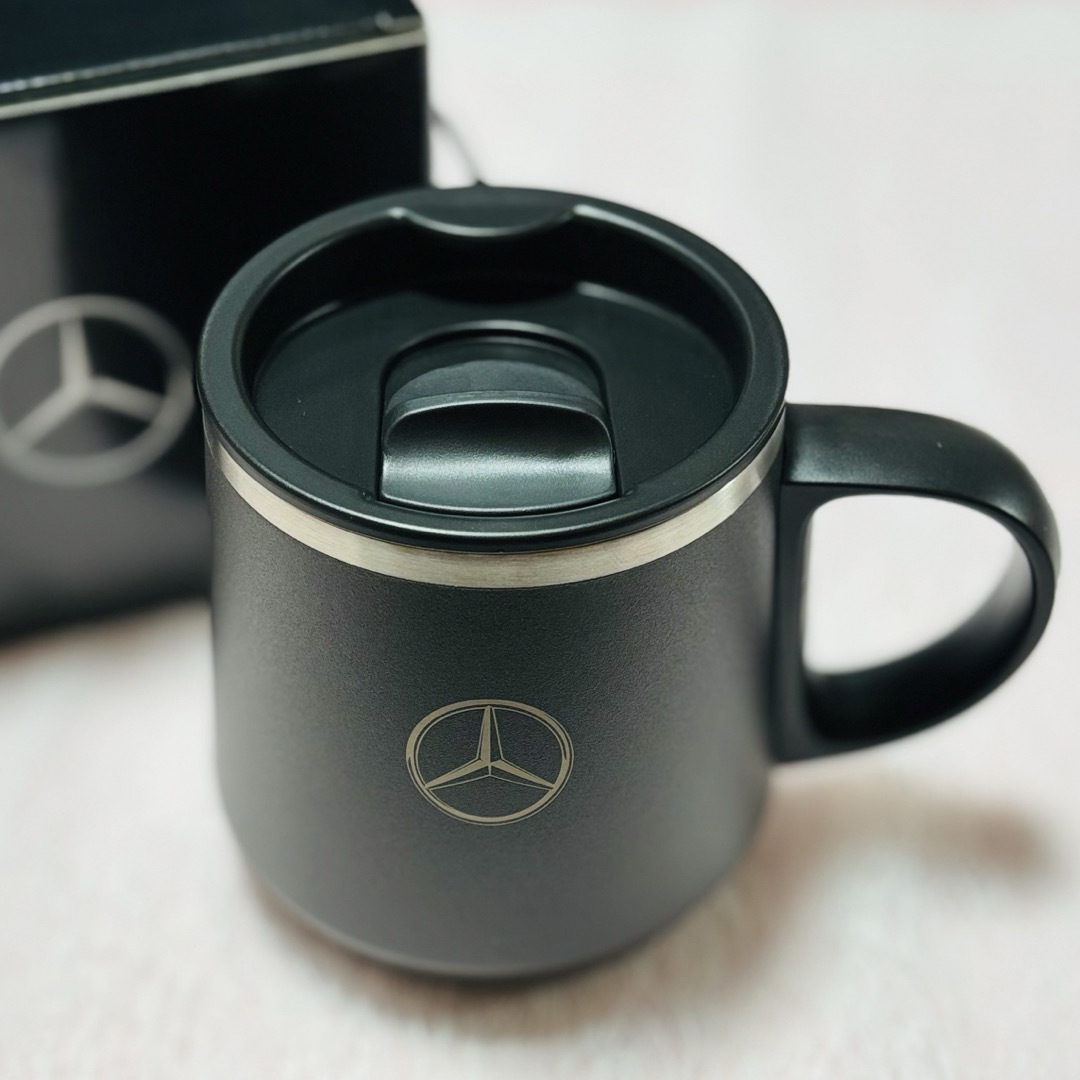 Mercedes-Benz(メルセデスベンツ)の★非売品★ メルセデスベンツ ノベルティ ステンレスマグカップ 卓上魔法瓶 エンタメ/ホビーのコレクション(ノベルティグッズ)の商品写真