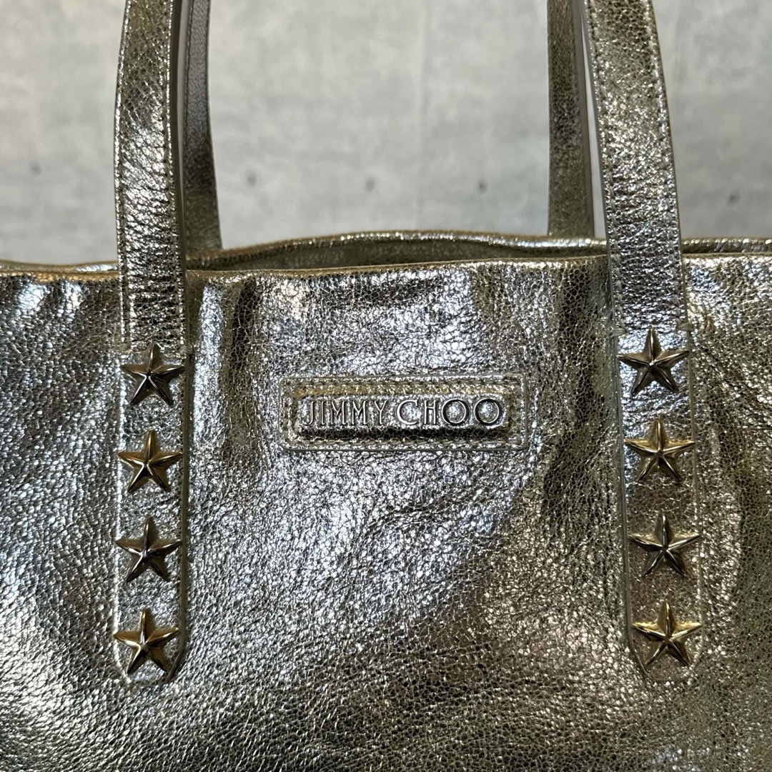 JIMMY CHOO(ジミーチュウ)の【美品】JIMMY CHOO SOFIA/M メタリックシルバー トートバッグ レディースのバッグ(トートバッグ)の商品写真